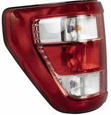 LAMP ASSEMBLY, LH (DRIVER SIDE)- HALOGEN- W/O BLINDSPOT