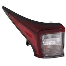 LAMP UNIT - OUTER, LH (DRIVER SIDE)- HALOGEN- ON QUARTER