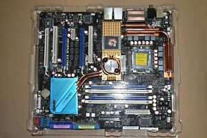 ASUS LGA775 Maximus Extreme Motherboard With Built In Watercooling