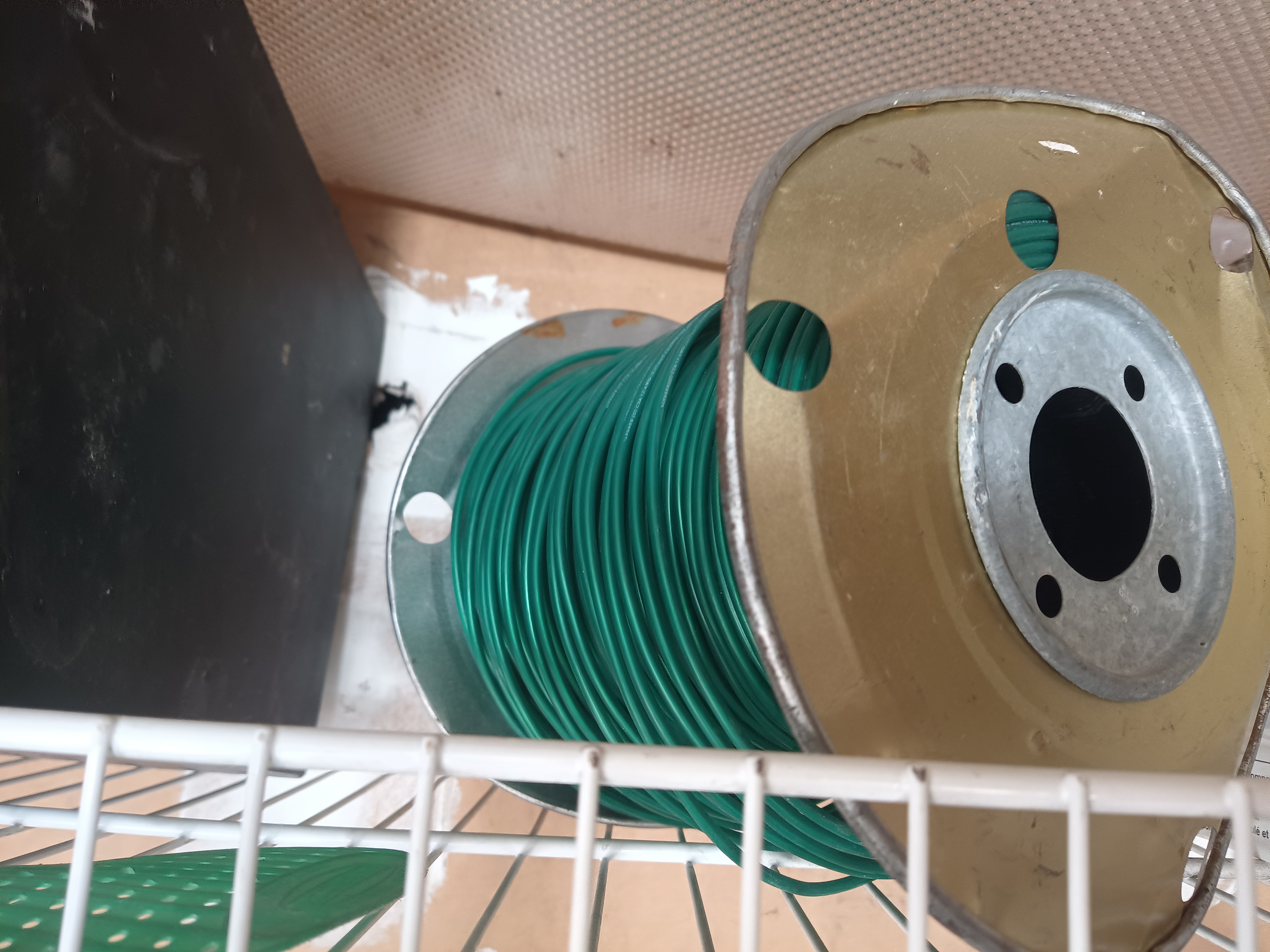 Electrical Ground Wire Copper 10 AWG, Green Jacket Made in USA 50456