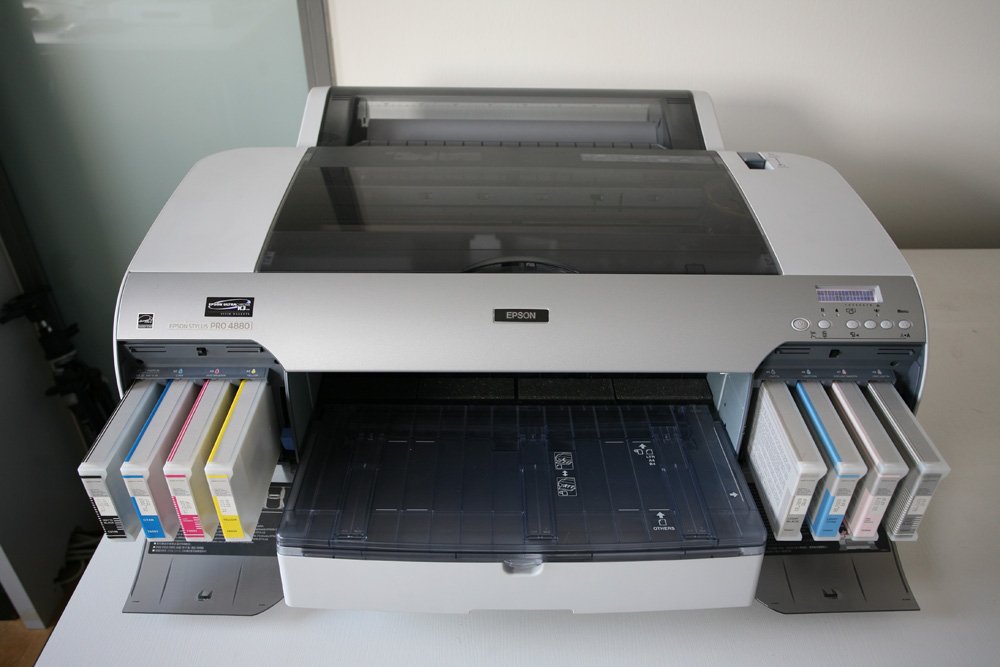 Epson Stylus Pro 4880 Printer Wide Format Professional Printer w